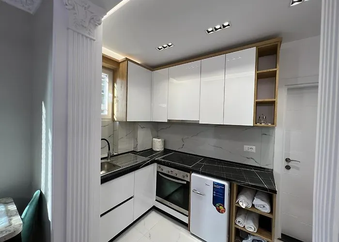 Leti Apartments M.Shyri2
